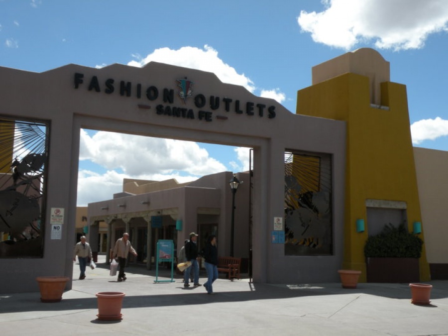 Fashion Outlets of Santa Fe
